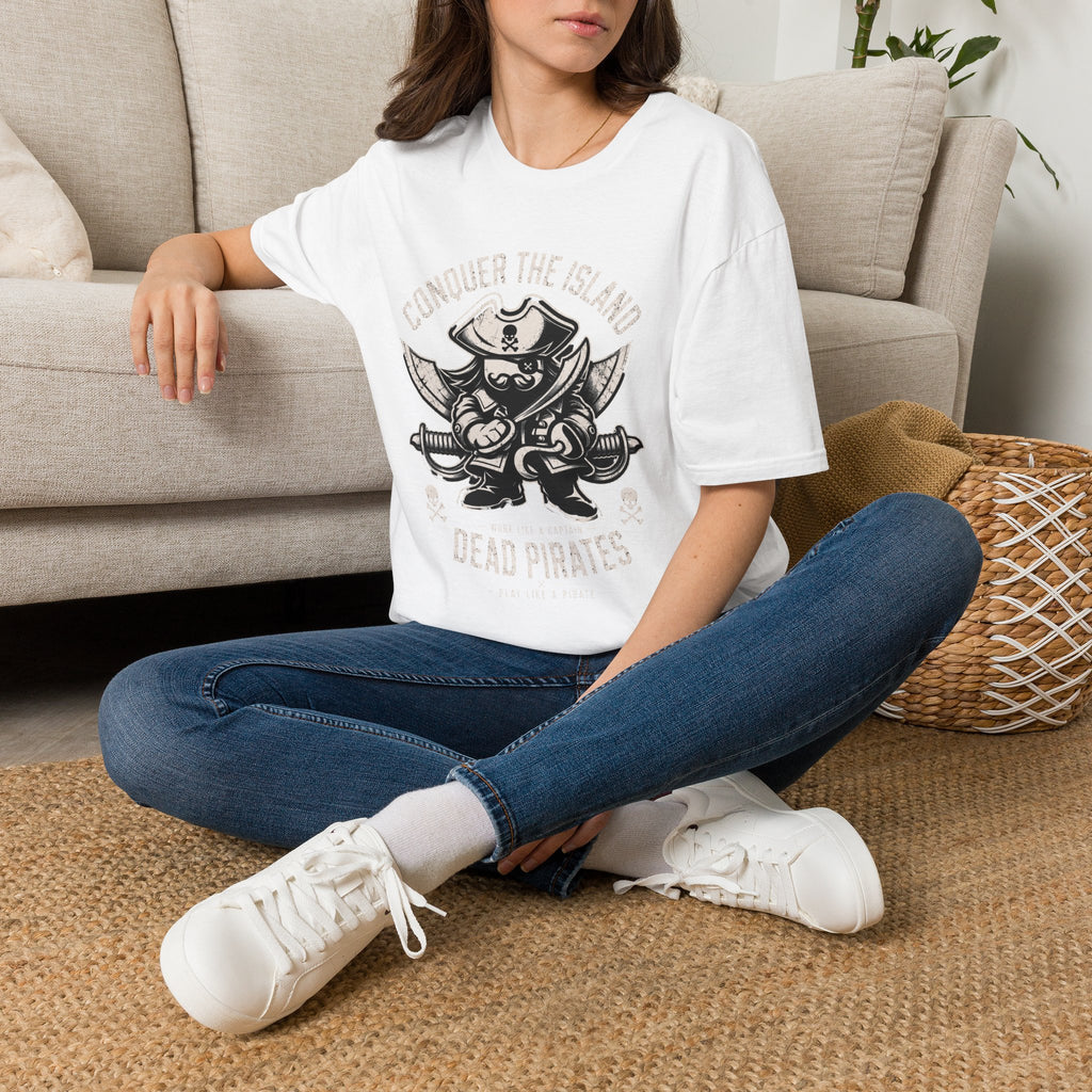 Conquer The Island pirate skull tee | T-Shirt